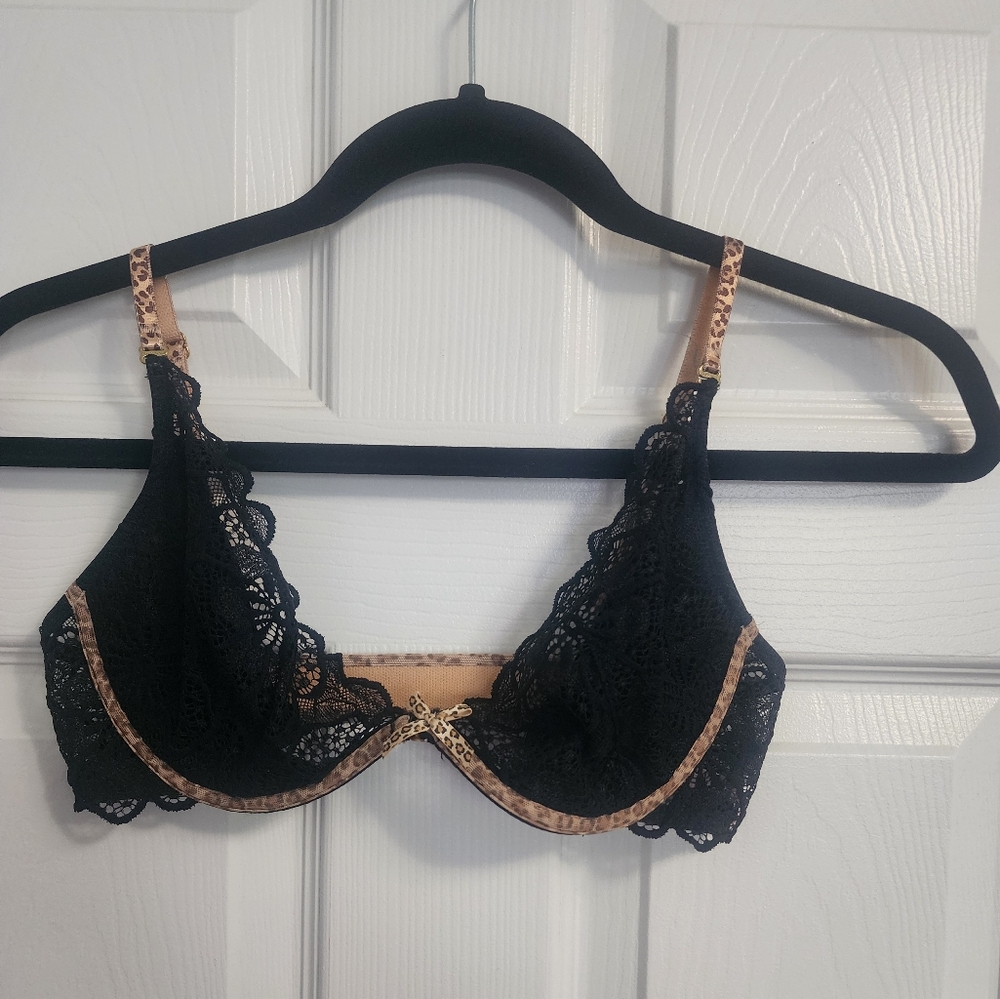 Vintage Victoria’s Secret Lace Underwire Bra 36B (Sku A6)